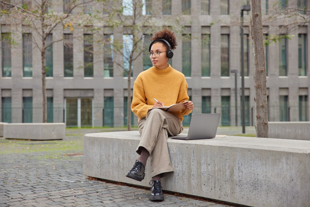 Student comparing IELTS, TOEFL, and Duolingo English test certificate